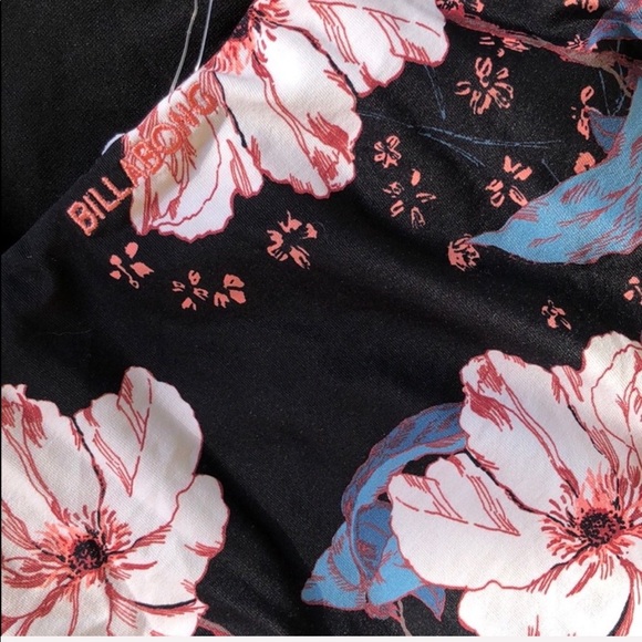 🔥🧡BILLABONG- ONE PIECE🧡🔥 - Picture 6 of 6